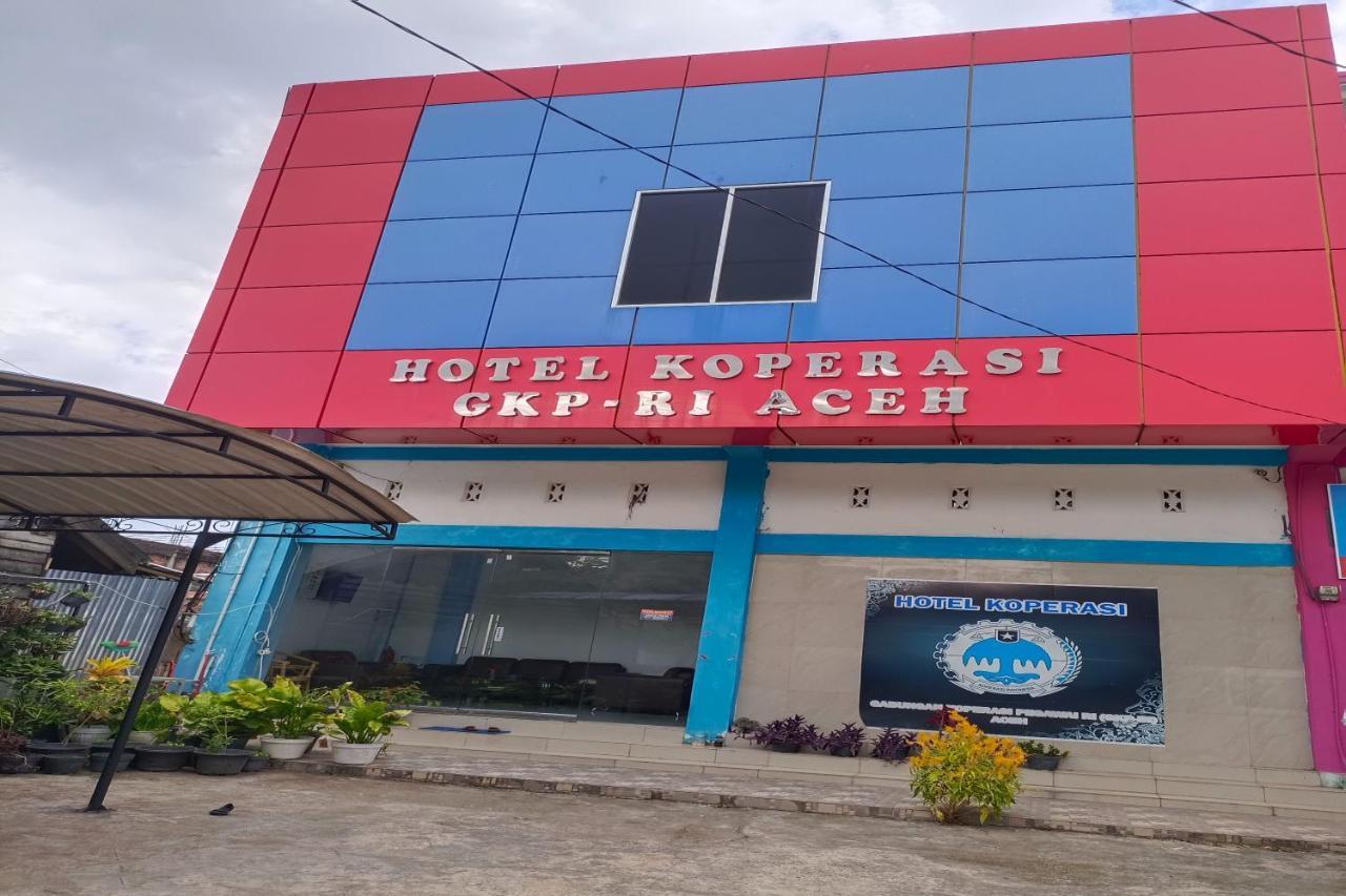 Oyo 92207 Hotel Koperasi Banda Aceh Extérieur photo